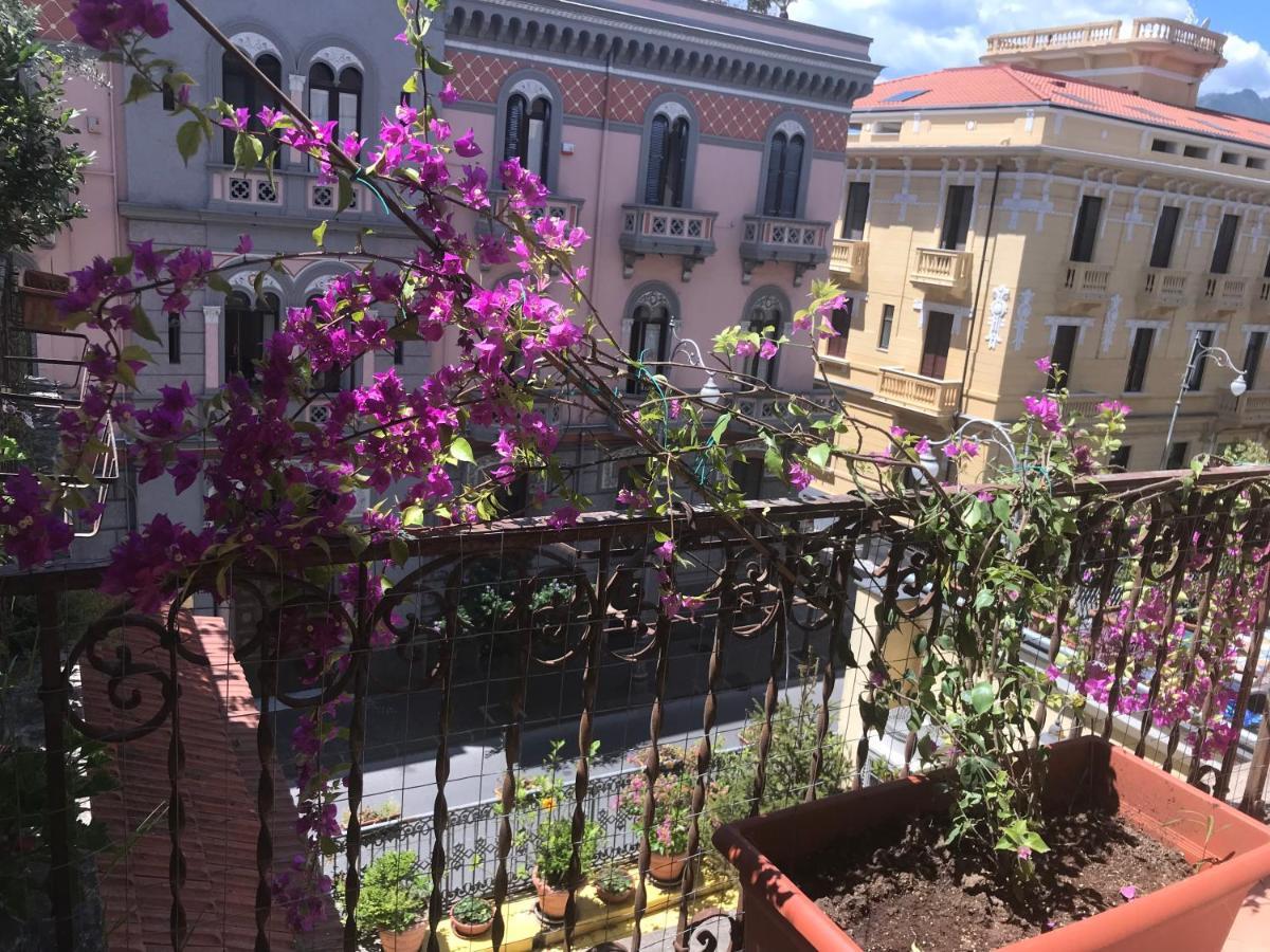 Salerno B&B In Centro Kültér fotó